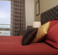 Lady Bay Resort - Accommodation 4U