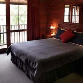 Armour Motor Inn - Accommodation 4U 1