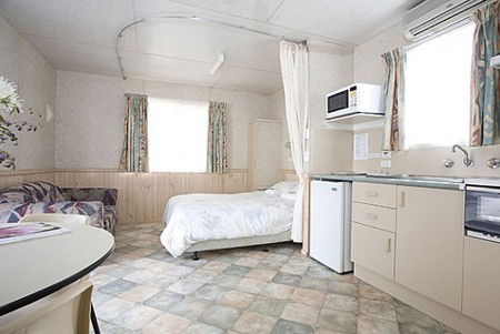 Crestview Top Tourist Park - Accommodation 4U 3