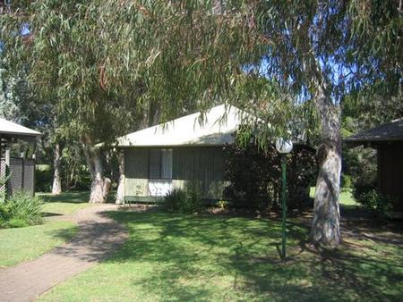 Lighthouse Beach Holiday Village - Accommodation 4U 1