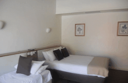 Burkes Hotel Motel - Accommodation 4U