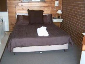 Paruna Motel - Accommodation 4U 1