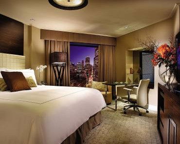 Four Seasons Hotel - Accommodation 4U 0