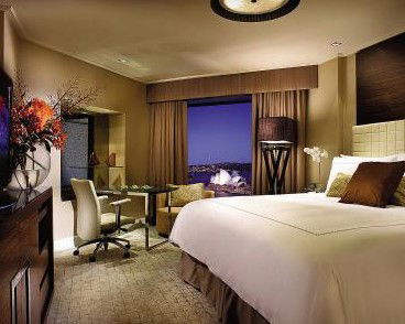 Four Seasons Hotel - Accommodation 4U 1