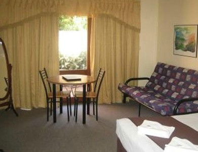 Parkway Motel - Accommodation 4U 2