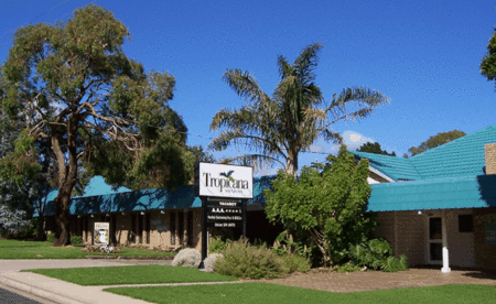 The Tropicana Motor Inn - Accommodation 4U