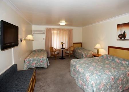 Comfort Inn Bay Of Isles - Accommodation 4U 1