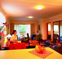 Oxley Court Serviced Apartments - Accommodation 4U