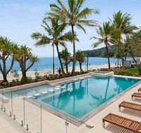 Fairshore Beachfront Apartments - Accommodation 4U