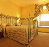 The Russell Hotel - Accommodation 4U