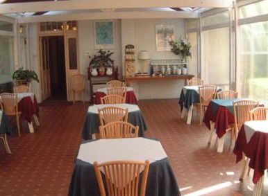 Mclaren Hotel - Accommodation 4U 1