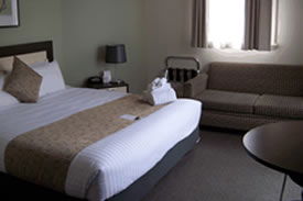 Aarons Hotel - Accommodation 4U 2