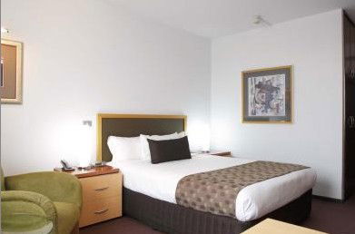 Quality Hotel On Olive - Accommodation 4U 1