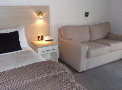 Hamiltons Townhouse Motel - Accommodation 4U 1