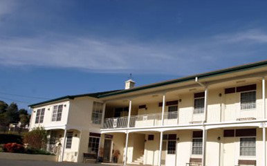 Colonial Lodge Motor Inn - Accommodation 4U 5