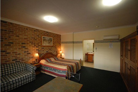 Country Gardens Motor Inn - Accommodation 4U 3