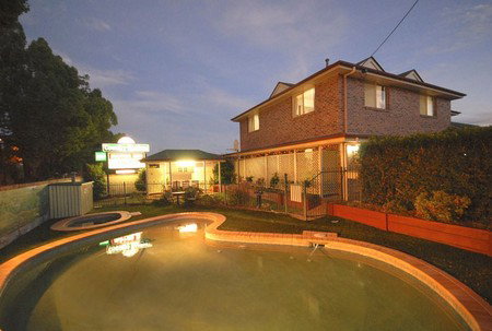 Country Gardens Motor Inn - Accommodation 4U 4