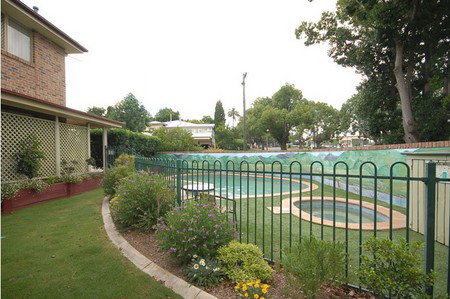 Country Gardens Motor Inn - Accommodation 4U 5