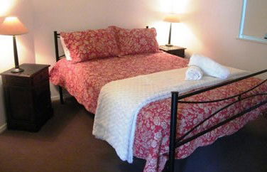 Clarks Beach Apartment - Accommodation 4U 4