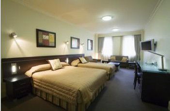 Hyde Park Inn - Accommodation 4U 0