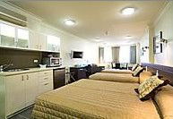 Hyde Park Inn - Accommodation 4U 2