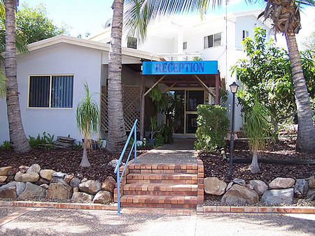Palm Valley Motel And Holiday Units - Accommodation 4U 1
