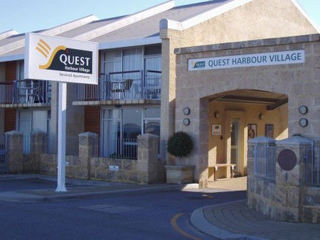 Quest Harbour Village - Accommodation 4U 3