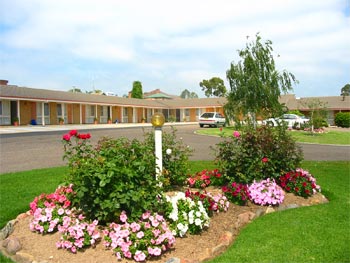 Bega Village Motor Inn - Accommodation 4U 0
