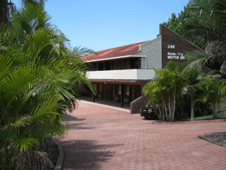 Garden City Motor Inn - Accommodation 4U 1