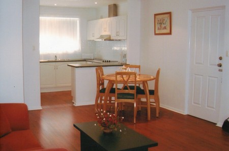 AA Madalena Court Holiday Apartments - Accommodation 4U 1