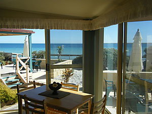 The Macs Beachfront Villas - Accommodation 4U 0