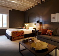 Harbour Rocks Hotel - Accommodation 4U