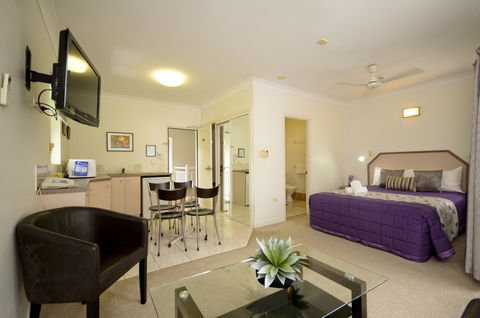 Reef Palms - Accommodation 4U 1
