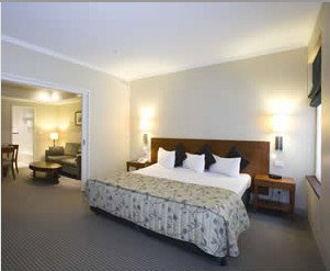 Batman's Hill On Collins - Accommodation 4U 0