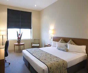 Batman's Hill On Collins - Accommodation 4U 2