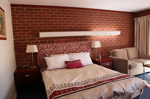 Carnegie Motor Inn And Serviced Apartments - Accommodation 4U 5