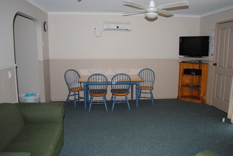 Lakes Entrance Country Cottages - Accommodation 4U 5