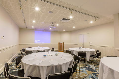 Ramada Hotel Hope Harbour - Accommodation 4U 5