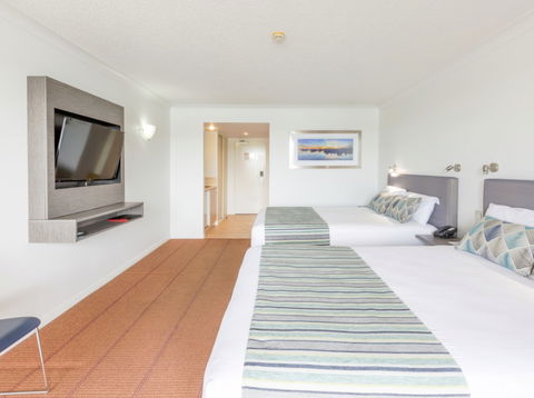 Ramada Hotel Hope Harbour - Accommodation 4U 8