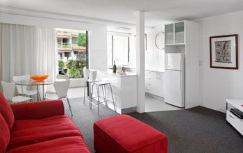 Hotel Laguna - Accommodation 4U 5