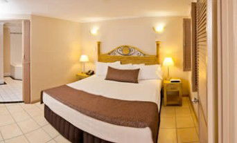 Regal Port Douglas - Accommodation 4U 3