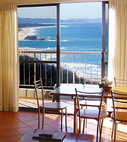 Beachfront Towers - Accommodation 4U 10