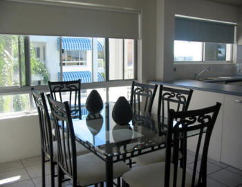 Estoril On Moffat Holiday Apartments - Accommodation 4U 9