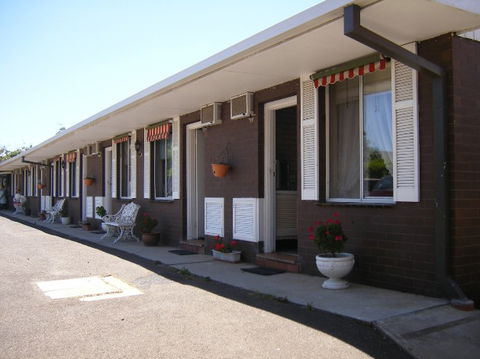 Colonial Lodge Motel - Accommodation 4U 1