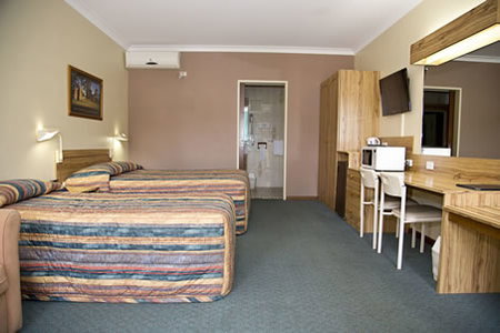 Cumberland Motor Inn - Accommodation 4U 5