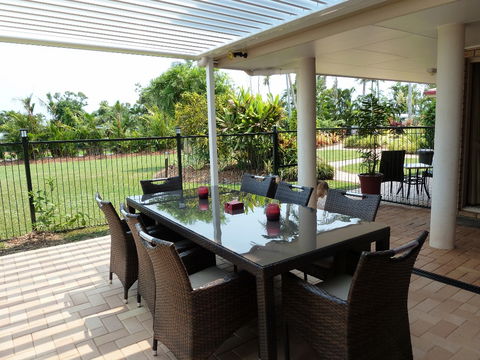 Montage Beach Apartments - Accommodation 4U 4