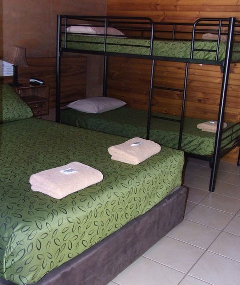 Territory Manor - Accommodation 4U 3