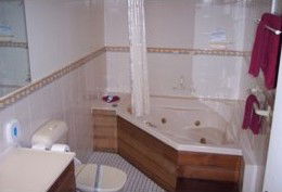 Beach Motor Inn - Accommodation 4U 4