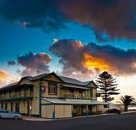 Arno Bay Hotel - Accommodation 4U