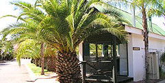 Desert Palms Resort - Accommodation 4U 2